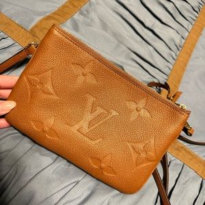 Authentic Louis Vuitton double zip pochette